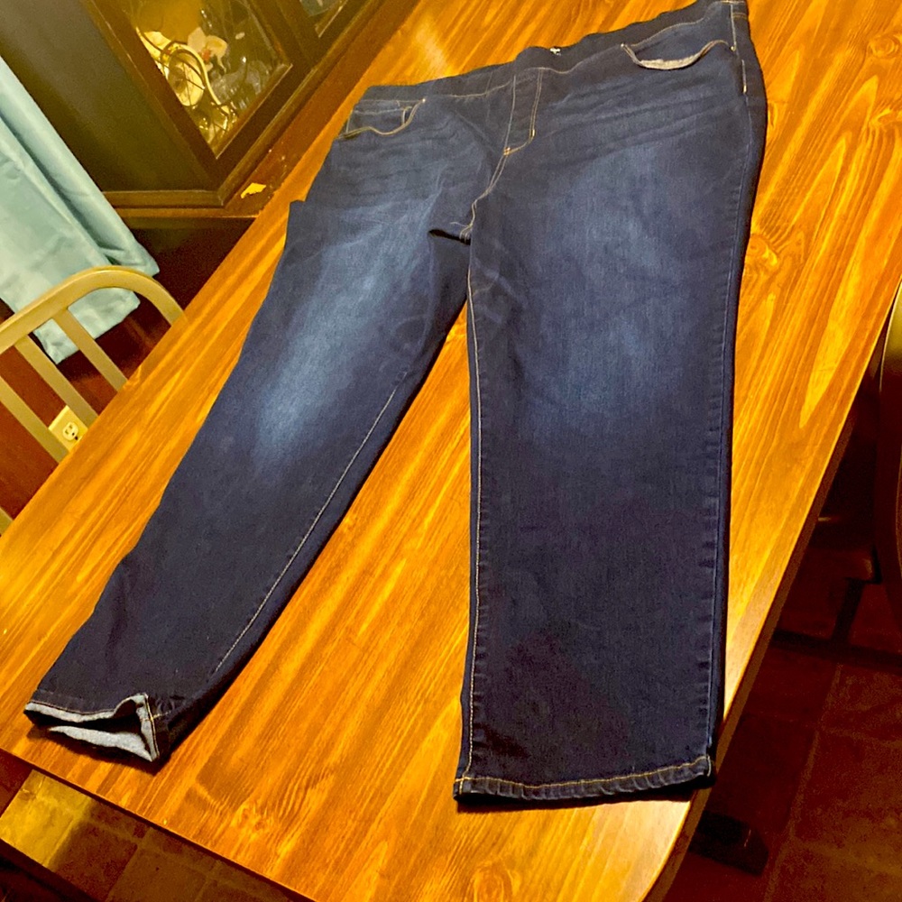 Dark wash jeggings size 20-22